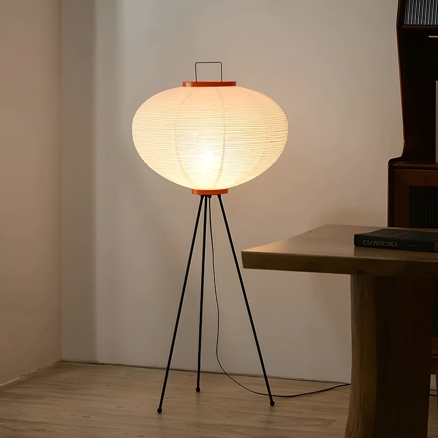 Devako | Wabi-Sabi Gulvlampe med Led af rispapir